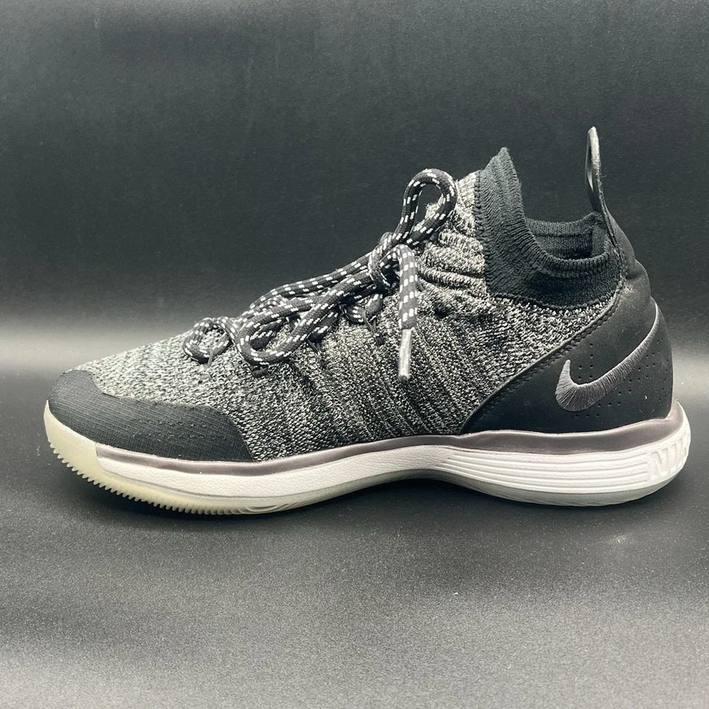 2017 Nike‎ KD 11 Black Grey Flyknit - Kids Youth Size 7Y Women's Size 8.5 USED